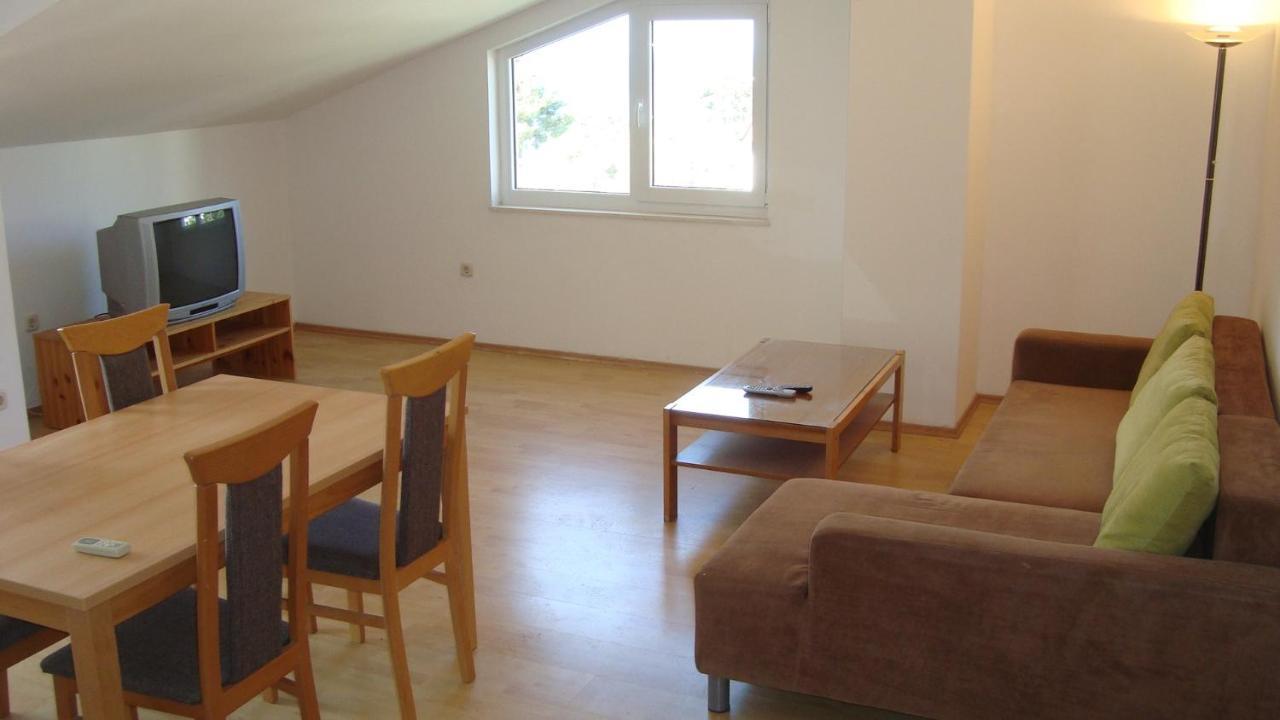 Apartments And Rooms With Parking Space Gradac, Makarska - 6819 그라다츠 외부 사진