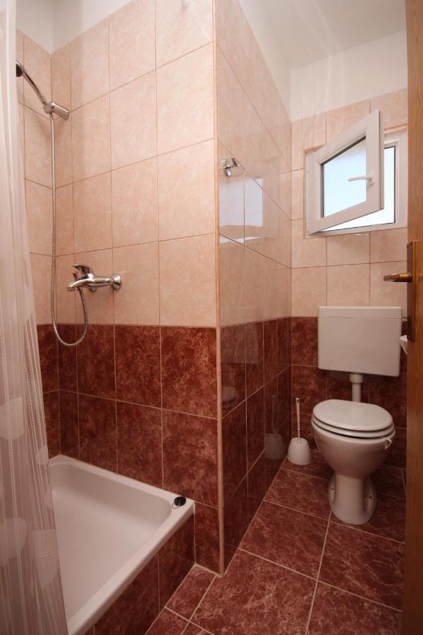Apartments And Rooms With Parking Space Gradac, Makarska - 6819 그라다츠 외부 사진