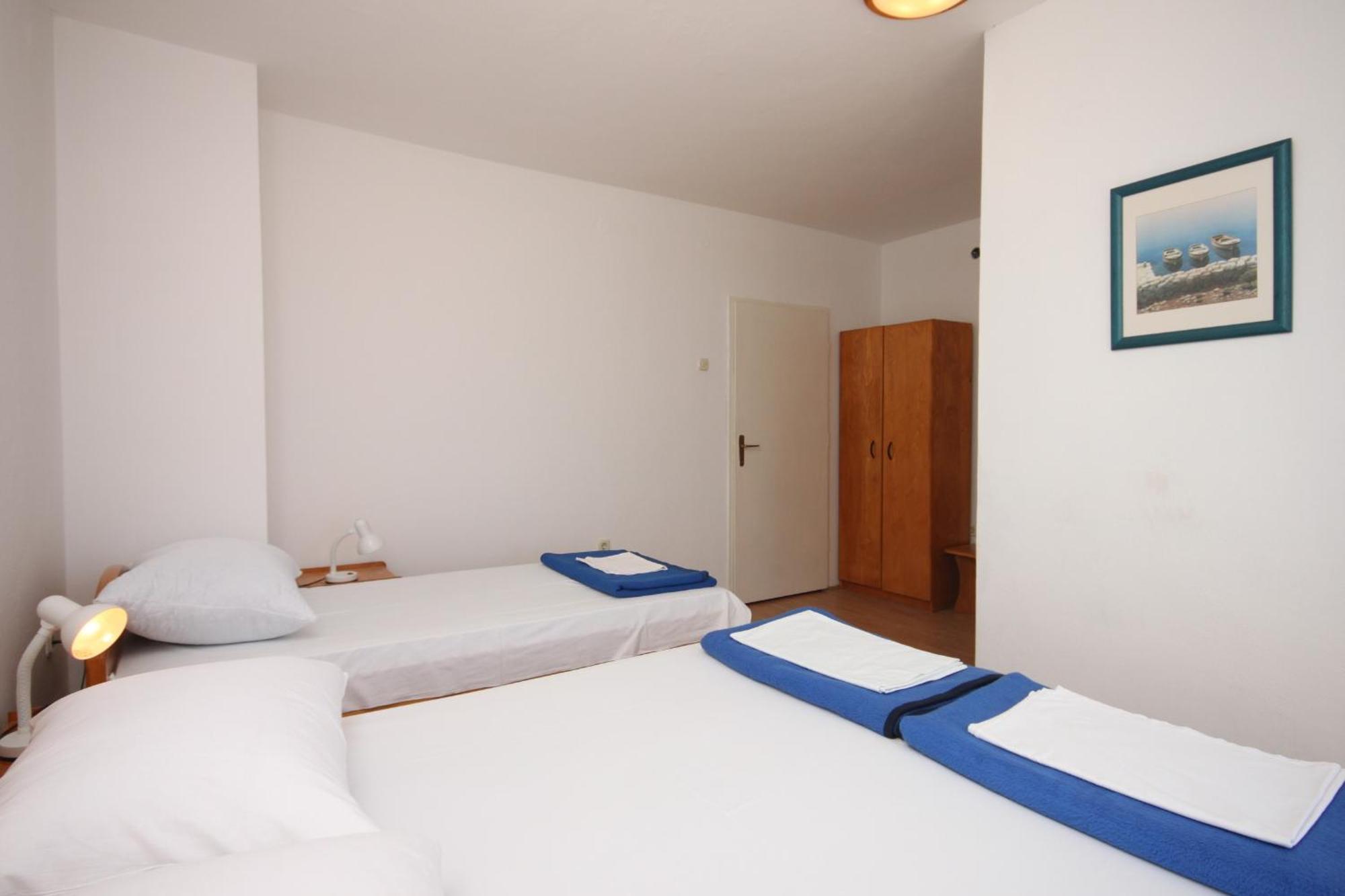 Apartments And Rooms With Parking Space Gradac, Makarska - 6819 그라다츠 객실 사진