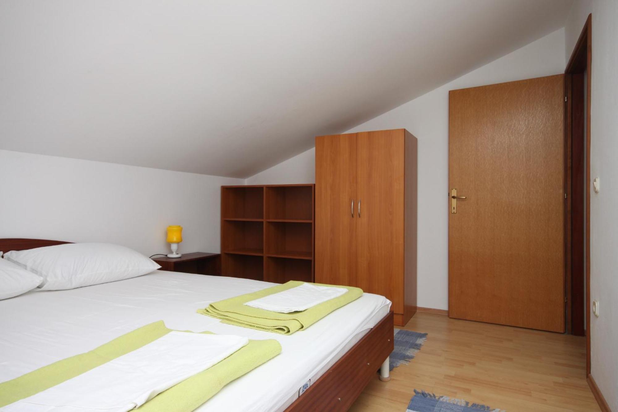 Apartments And Rooms With Parking Space Gradac, Makarska - 6819 그라다츠 객실 사진